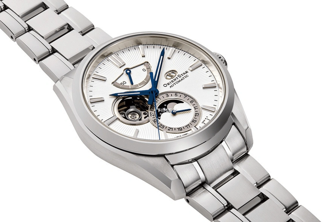 Orient,STAR 41mm,41mm,Stainless Steel,White,Handwound,Automatic,Moonphase,Day,Power Reserve Indicator,Flyback,Sapphire,Round,RE,RE-AY0002S