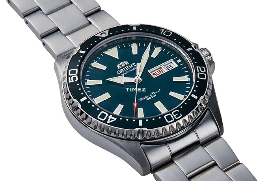 Orient,Sports 41.80mm,41.80mm,Stainless Steel,Green,Automatic,Date,Day,RA,RA-AA0004E