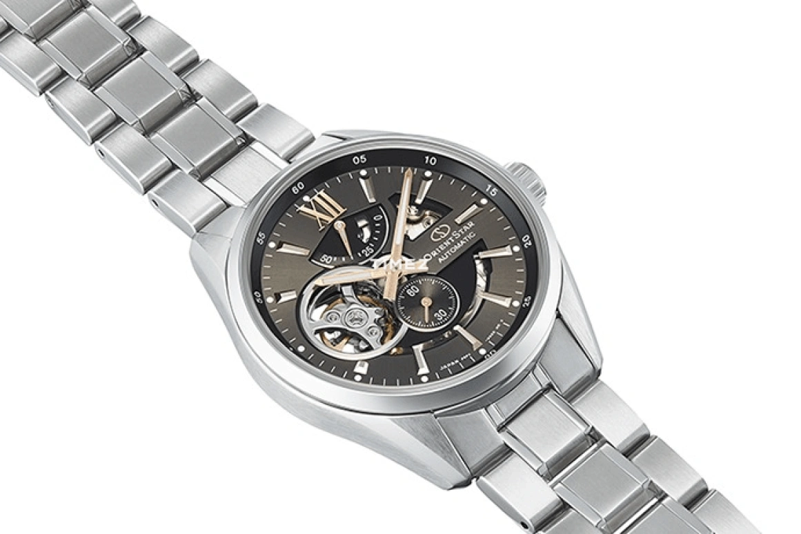 Orient,STAR 41mm,41mm,Stainless Steel,Grey,Automatic,Power Reserve Indicator,Sapphire,RE,RE-AV0004N