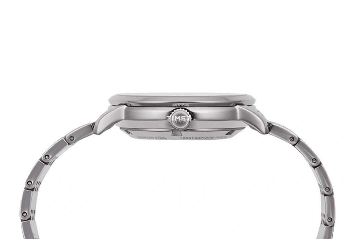 Orient,Contemporary 40.80mm,40.80mm,Stainless Steel,White,Handwound,Date,Day,RA,RA-AX0005S