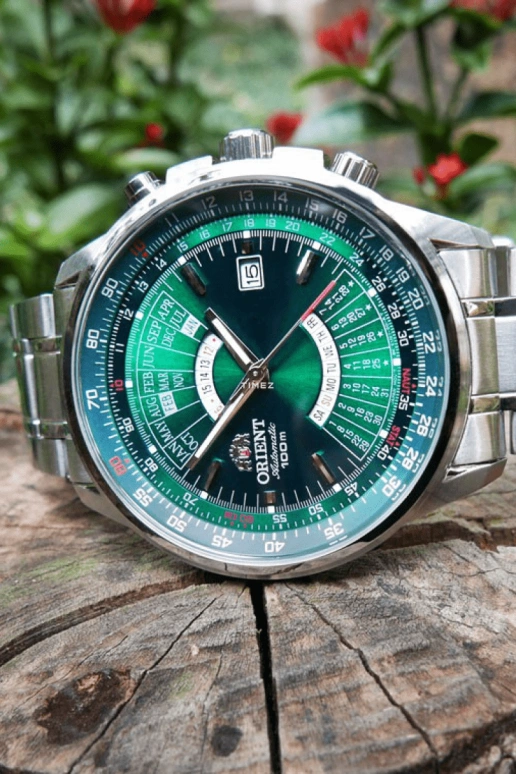 Orient,Sports 44mm,44mm,Stainless Steel,Green,Automatic,Perpetual Calendar,Month,Date,Day,Glass,Silver,FEU07007F