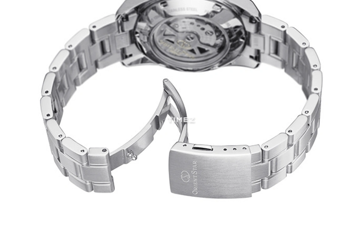 Orient,STAR 39.30mm,39.30mm,Stainless Steel,Black,Automatic,Handwound,Day,Power Reserve Indicator,RE,RE-AU0004B