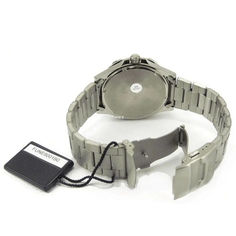 Orient,Sports 43.20mm,43.20mm,Stainless Steel,Black,Quartz,Day,Hardlex,Glass,UNE6001B