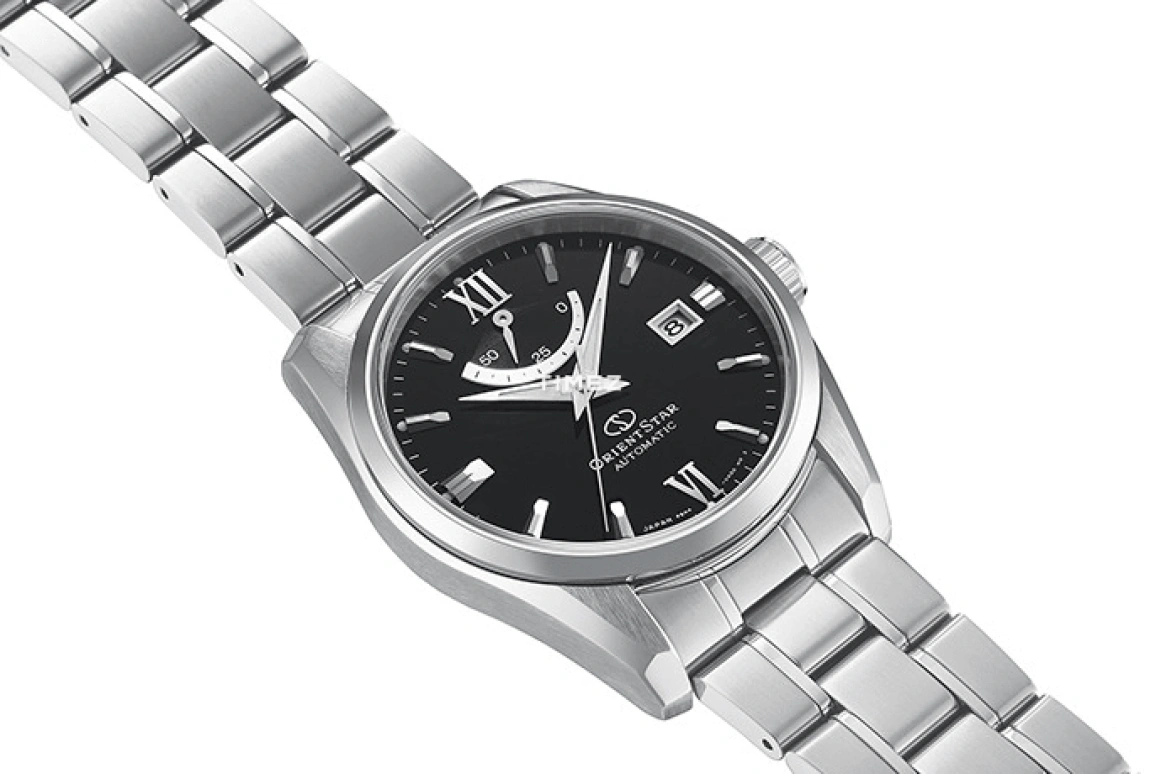 Orient,STAR 39.30mm,39.30mm,Stainless Steel,Black,Automatic,Handwound,Day,Power Reserve Indicator,RE,RE-AU0004B