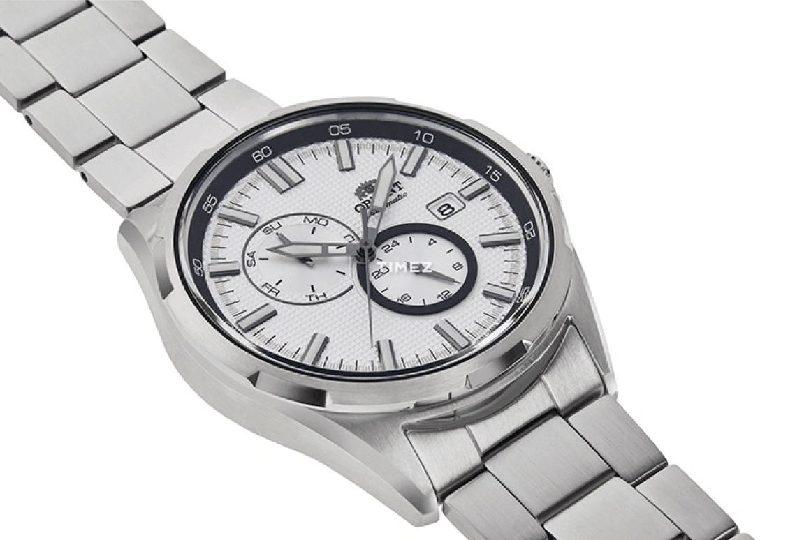 Orient,Sports 42.60mm,42.60mm,Stainless Steel,White,Automatic,Handwound,Date,Day,Dule Time,RA,RA-AK0603S