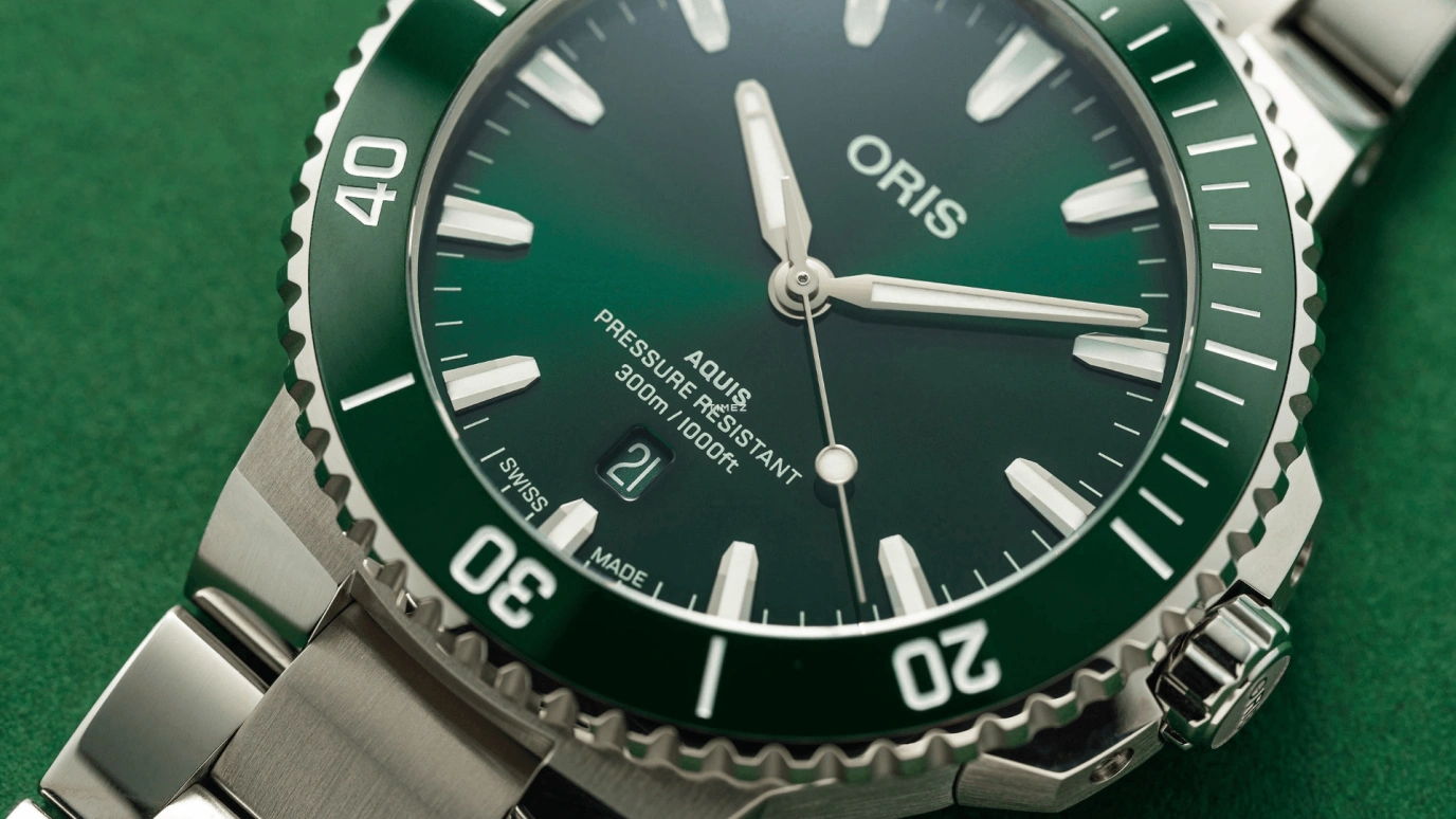 Oris,Aquis 43.50mm,43.50mm,Stainless Steel,Green,Automatic,Day,41hours,01 733 7789 4157,01 733 7789 4157-07 8 23 04PEB