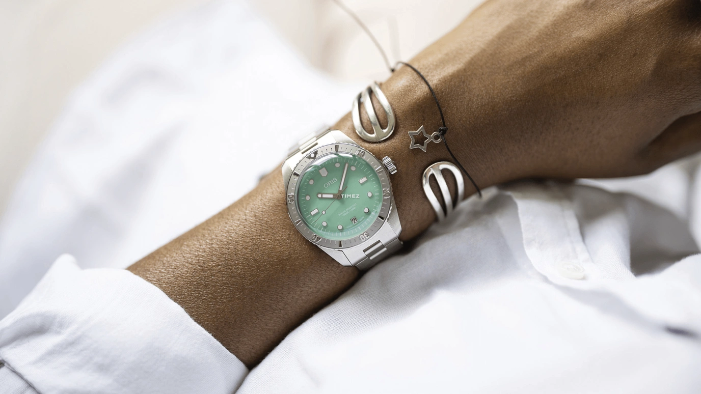 Oris,Divers 65 38mm,38mm,Stainless Steel,Green,Automatic,Day,Sapphire,Crystal Glass,01 733 7771 4057,01 733 7771 4057-07 8 19 18