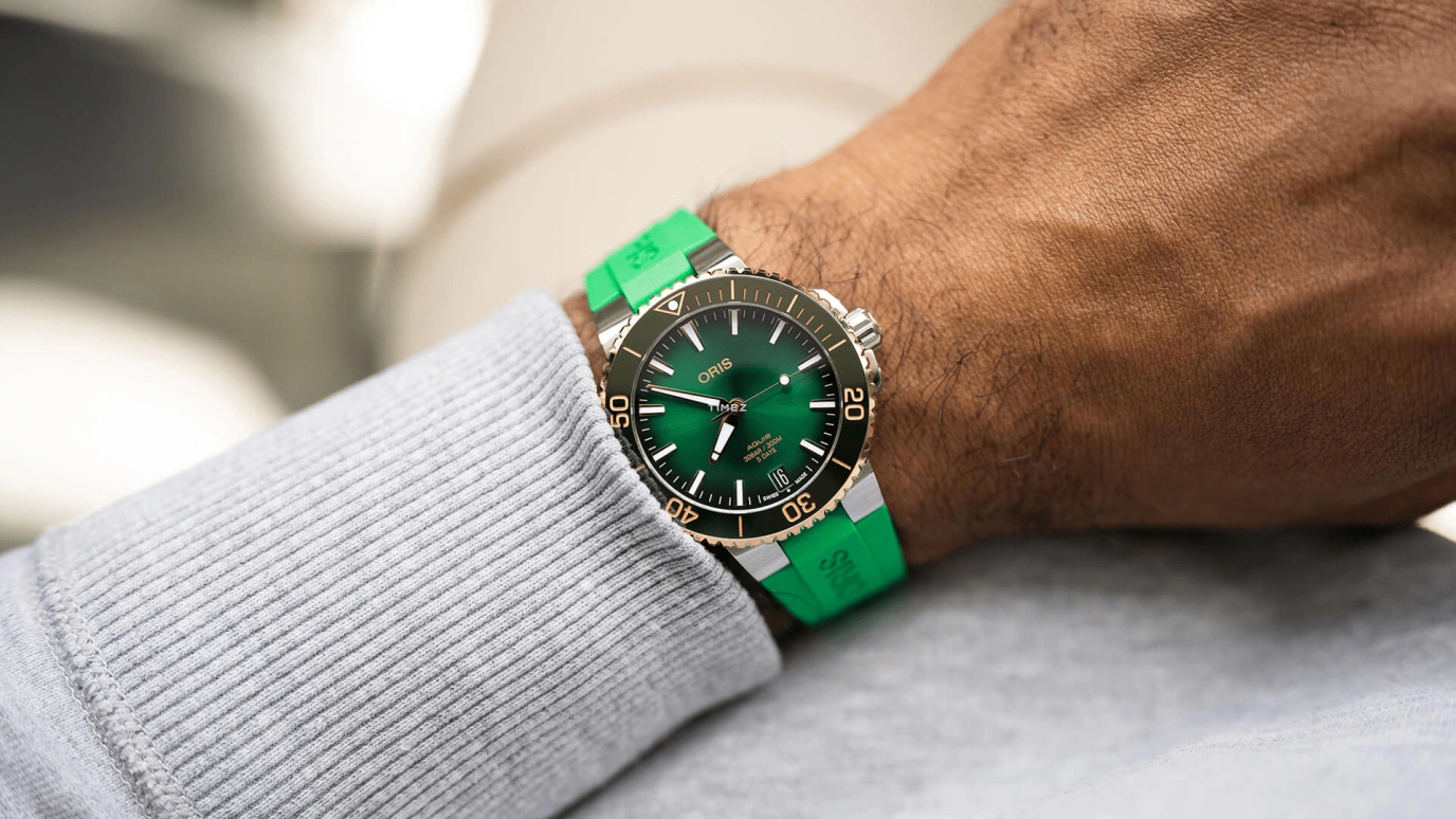 Oris,Aquis 41.50mm,41.50mm,Stainless Steel,Green,Automatic,Day,Sapphire,Crystal Glass,01 400 7769 6357,01 400 7769 6357-07 4 22 77FC