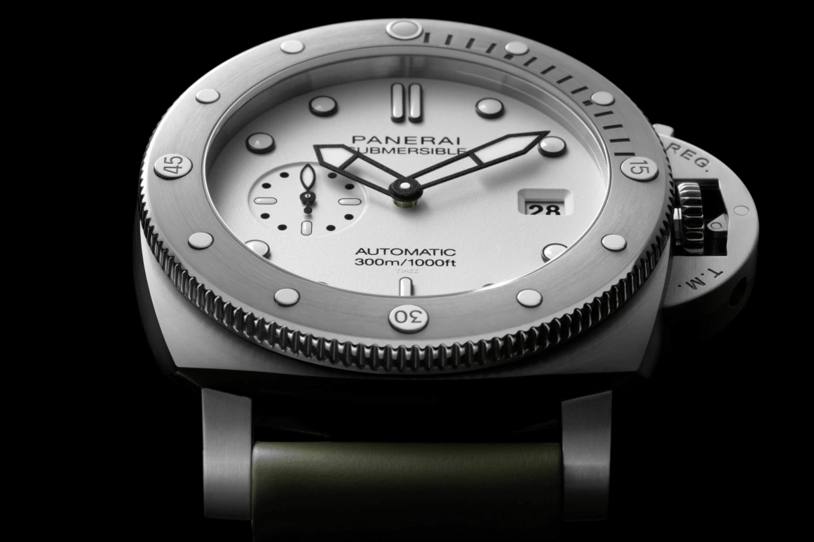 Panerai,Submersible 44mm,44mm,Stainless Steel,Green,Automatic,Day,72hours,PAM01595