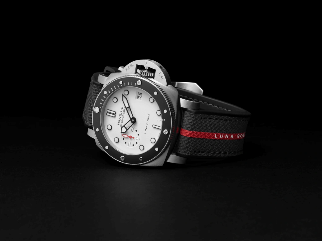 Panerai,Submersible 42mm,42mm,Stainless Steel,White,Automatic,Day,72hours,PAM01579