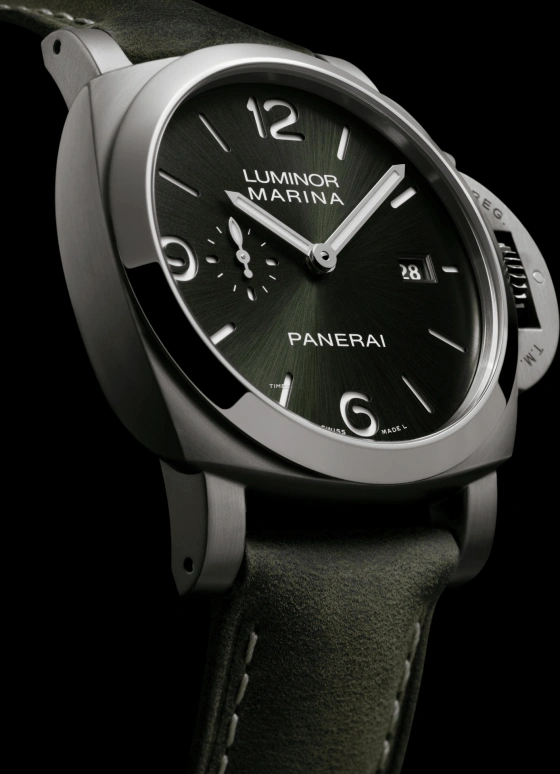 Panerai,Luminor 44mm,44mm,Titanium,Green,Automatic,Day,72hours,PAM03325