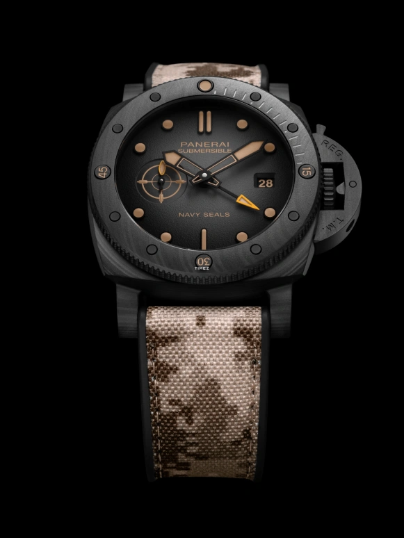 Panerai,Submersible 44mm,44mm,Carbotech,Black,Grey,Gradient,Automatic,Day,Dule Time,PAM01513