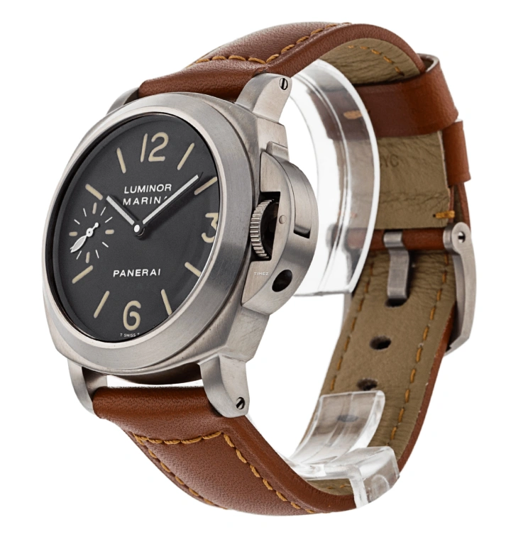 Panerai,Luminor 44mm,44mm,Titanium,Black,Automatic,72hours,In-house Caliber,PAM00040