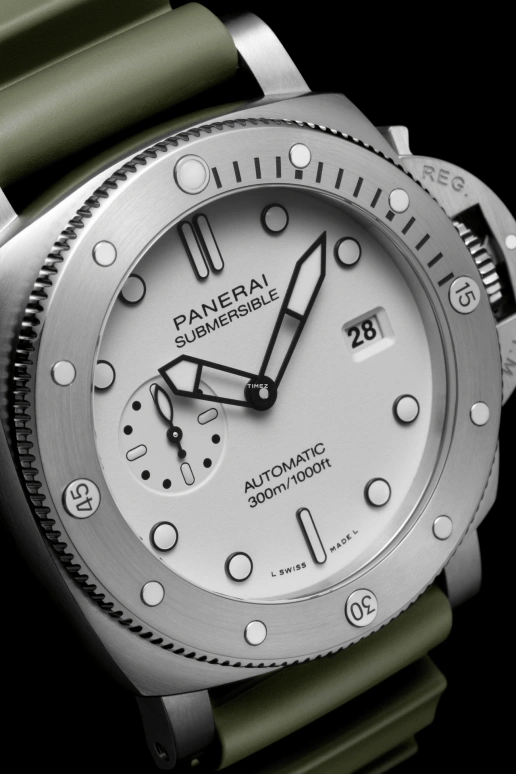 Panerai,Submersible 44mm,44mm,Stainless Steel,Green,Automatic,Day,72hours,PAM01595