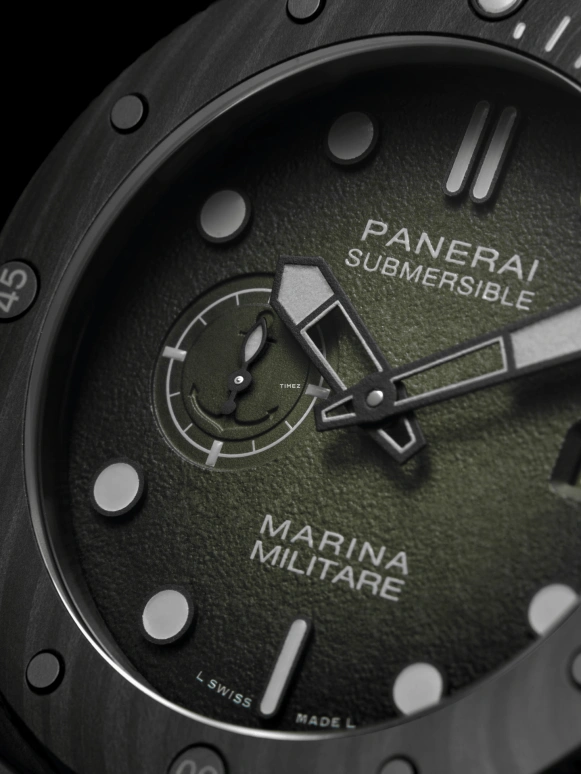 Panerai,Submersible 44mm,44mm,Carbotech,Dark Green,Automatic,Day,72hours,PAM01698