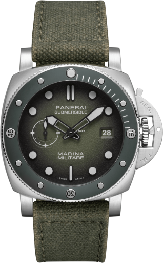 Panerai Submersible PAM01697