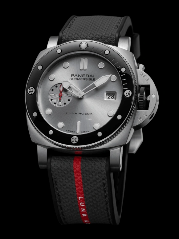 Panerai,Submersible 40mm,40mm,Stainless Steel,Silver,Automatic,Day,72hours,PAM01681