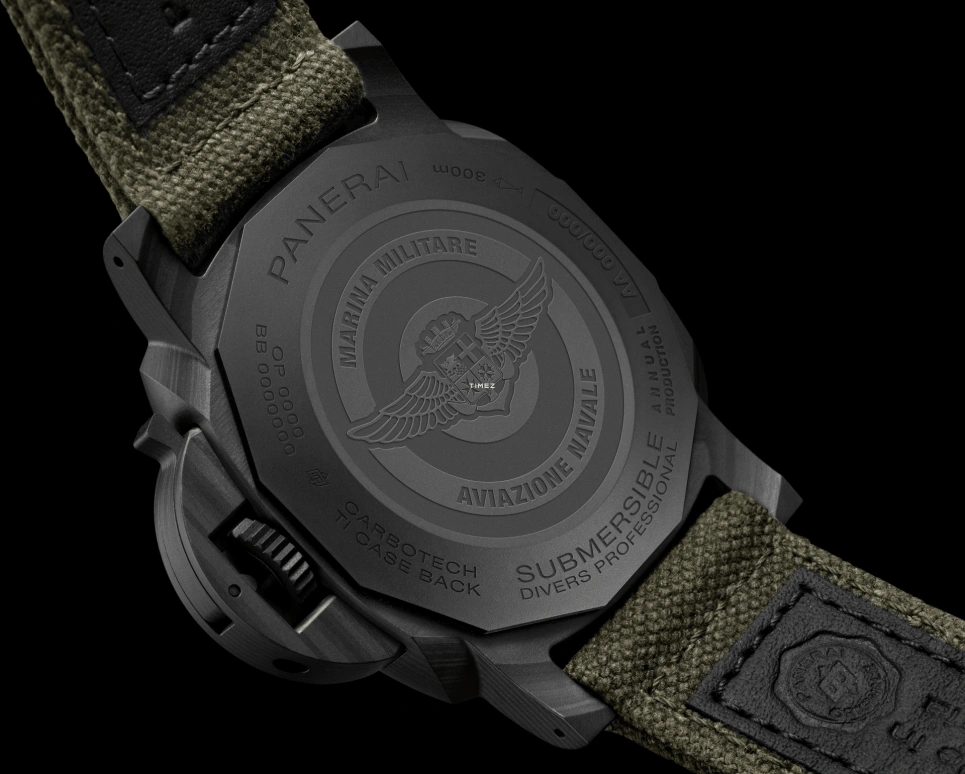 Panerai,Submersible 44mm,44mm,Carbotech,Dark Green,Automatic,Day,72hours,PAM01698
