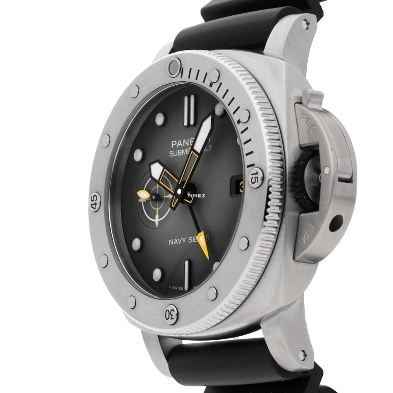 Panerai,Submersible 44mm,44mm,Stainless Steel,Grey,Automatic,Day,Dule Time,PAM01323