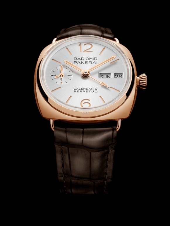 Panerai,Radiomir 45mm,45mm,Goldtech,White,Automatic,Perpetual Calendar,Leap Year,Month,Date,72hours,In-house Caliber,PAM01453