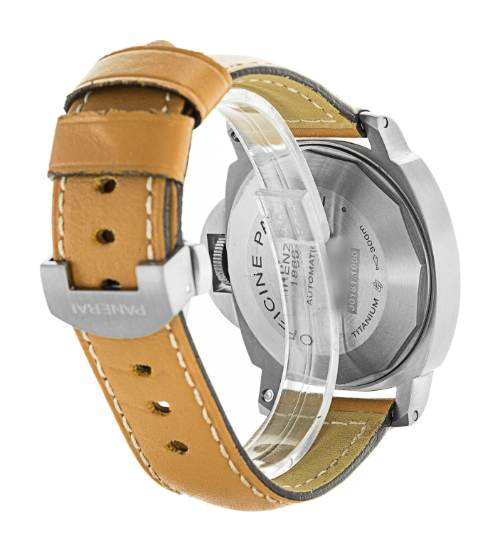 Panerai,Luminor 44mm,44mm,Titanium,Brown,Automatic,Day,42hours,PAM00240