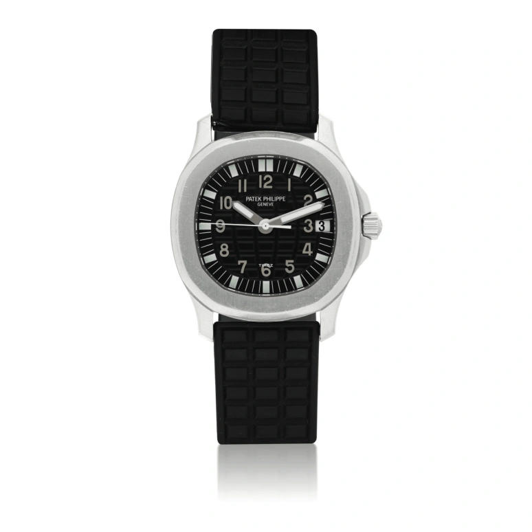Patek Philippe,Aquanaut 35.20mm,35.20mm,Stainless Steel,Black,Automatic,Day,In-house Caliber,Karina Melynychuk,5066A,5066A-001