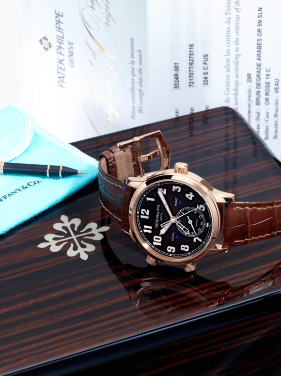 Patek Philippe,Calatrava 42mm,42mm,Rose Gold,Black,Automatic,Day,Dule Time,Day / Night Indication,5524R,5524R-001-TtiffanyCo