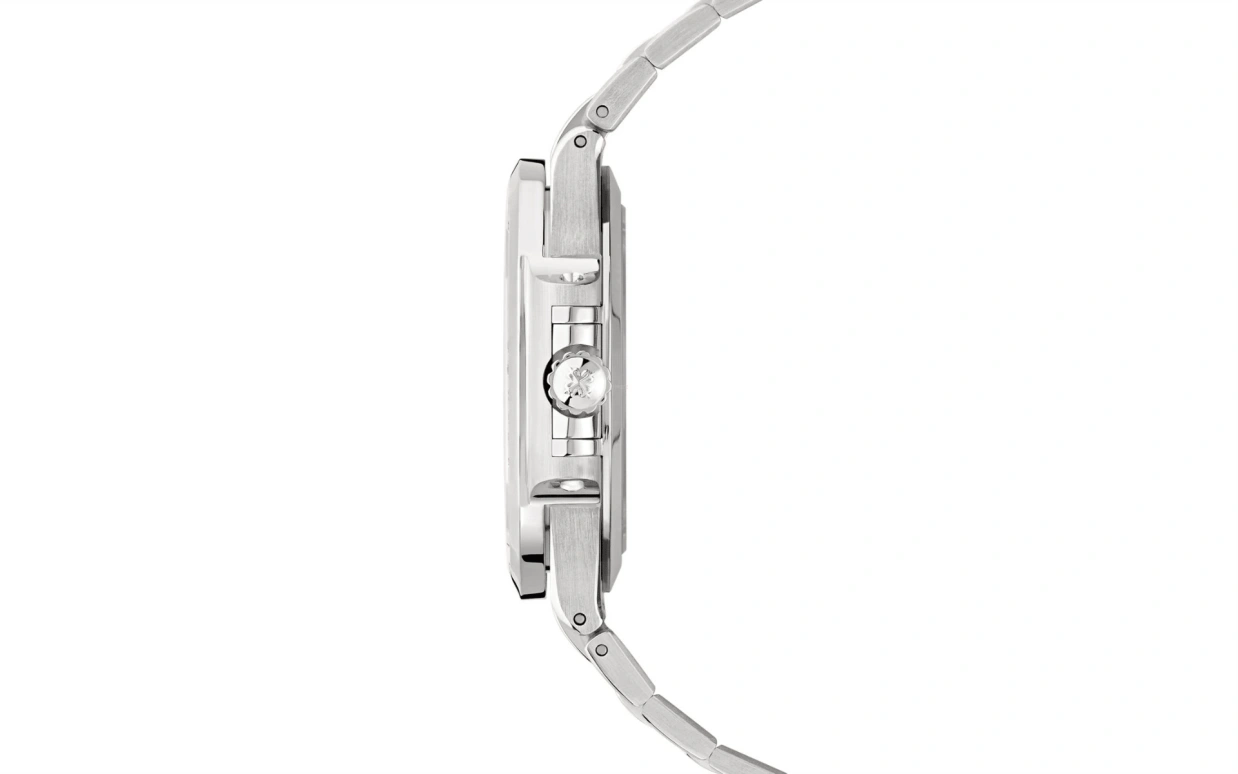 Patek Philippe,Nautilus 35.20mm,35.20mm,Stainless Steel,Blue,Automatic,Day,45hours,7118,7118/1A-010