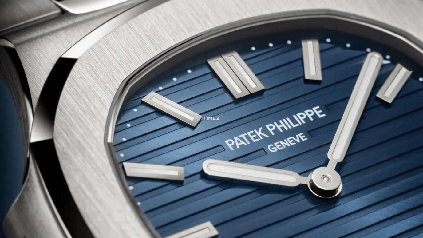 Patek Philippe,Nautilus 41mm,41mm,White Gold,Blue,Automatic,48hours,In-house Caliber,5810,5810/1G-001