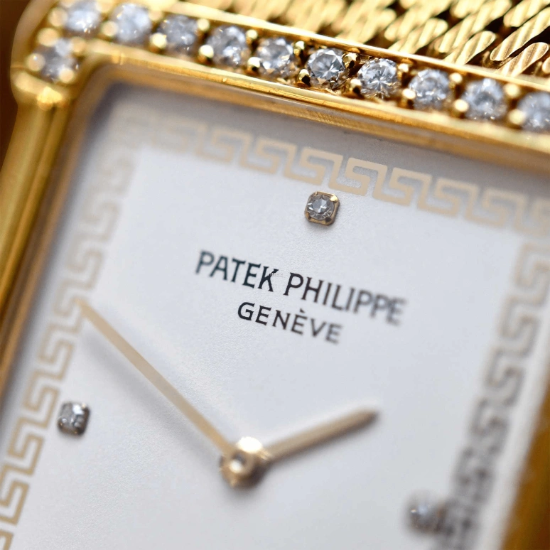 Patek Philippe,Other 25mm,25mm,Yellow Gold,White,Handwound,Sapphire,Crystal Glass,Rectangular,3776,3776/1