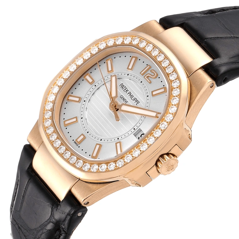 Patek Philippe,Nautilus 32mm,32mm,Rose Gold,Silver White,Quartz,Day,In-house Caliber,7010R,7010R-001