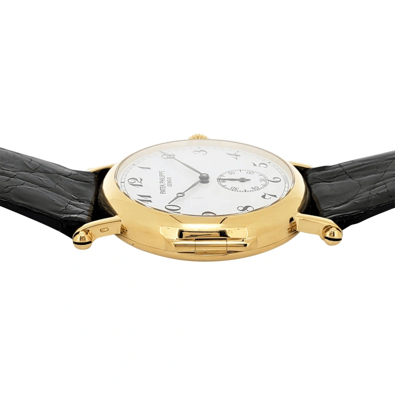 Patek Philippe,Calatrava 33mm,33mm,Yellow Gold,White,Handwound,44hours,In-house Caliber,3960J