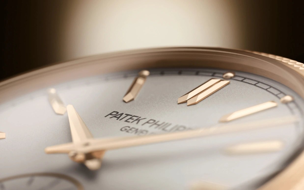 Patek Philippe,Calatrava 39mm,39mm,Rose Gold,Silver,Handwound,65hours,In-house Caliber,6119R,6119R-001