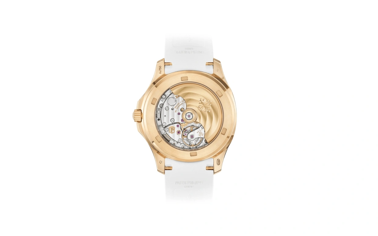 Patek Philippe,Aquanaut 38.80mm,38.80mm,Rose Gold,White,Automatic,Day,45hours,Rawan Bin Hussain,5268,5268/200R-001