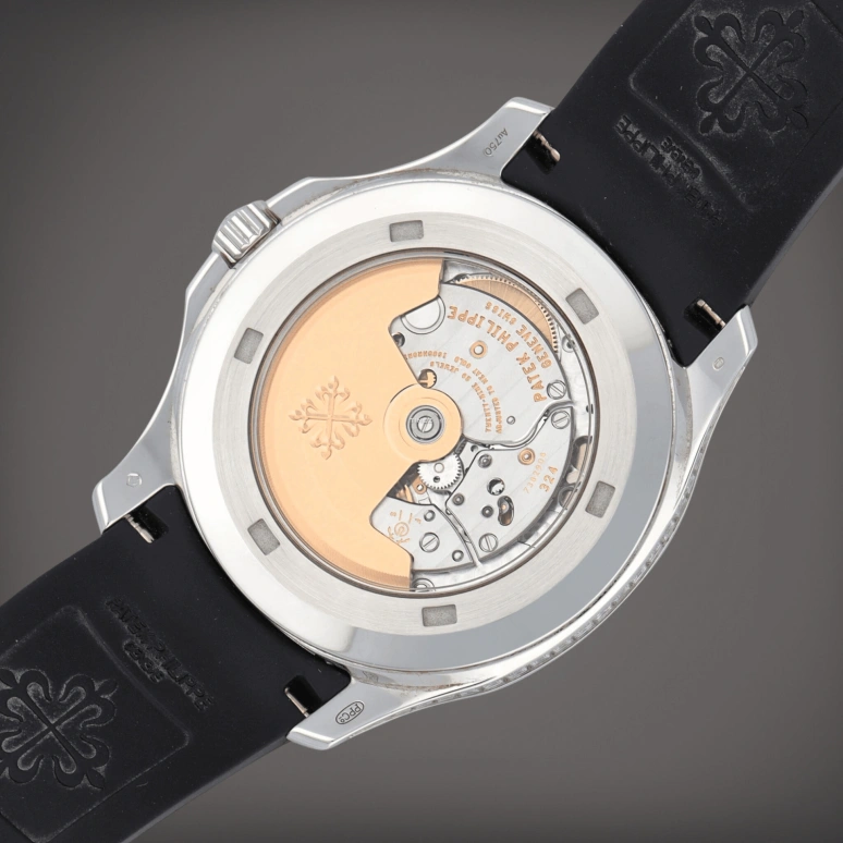 Patek Philippe,Aquanaut 40mm,40mm,White Gold,Black,Automatic,Day,45hours,5167,5167/300G-010