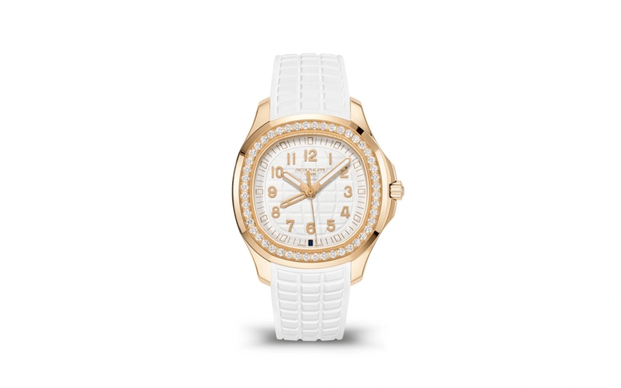 Patek Philippe,Aquanaut 38.80mm,38.80mm,Rose Gold,White,Quartz,In-house Caliber,Sapphire,5269,5269/200R-001