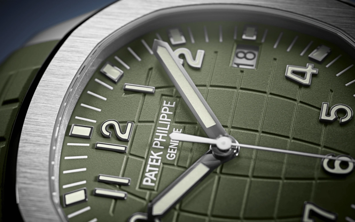 Patek Philippe,Aquanaut 42.20mm,42.20mm,White Gold,Green,Automatic,45hours,In-house Caliber,Tom Holland,Wilber Pan,Will pan,5168G,5168G-010