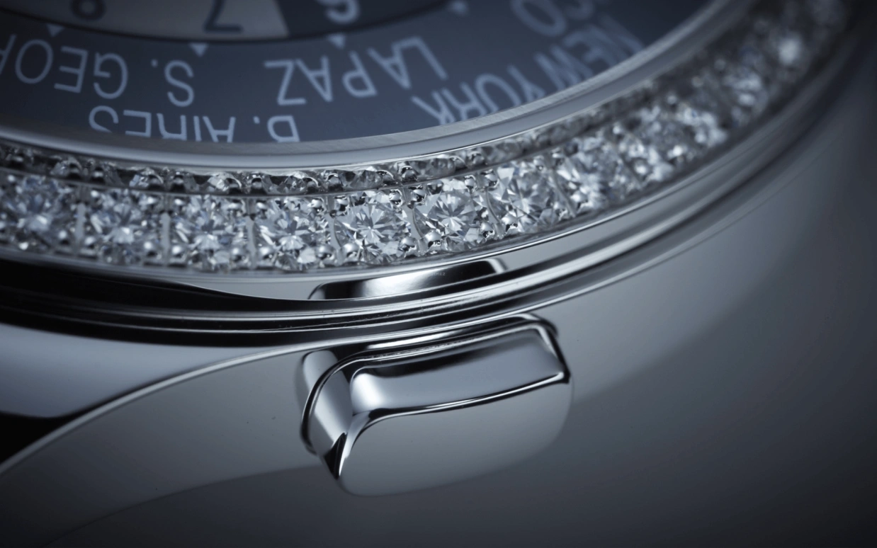 Patek Philippe,Complications 36mm,36mm,White Gold,Blue,Automatic,Moonphase,Day,World Time,Lalisa Manobal,BLACKPINK,7130G,7130G-016