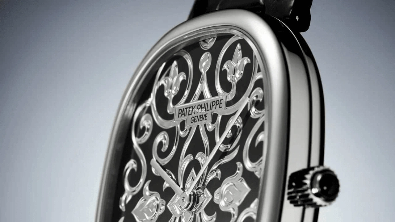 Patek Philippe,Golden Ellipse 34.50x39.50mm,34.50x39.50mm,White Gold,Black,Automatic,48hours,In-house Caliber,5738,5738/51G-001