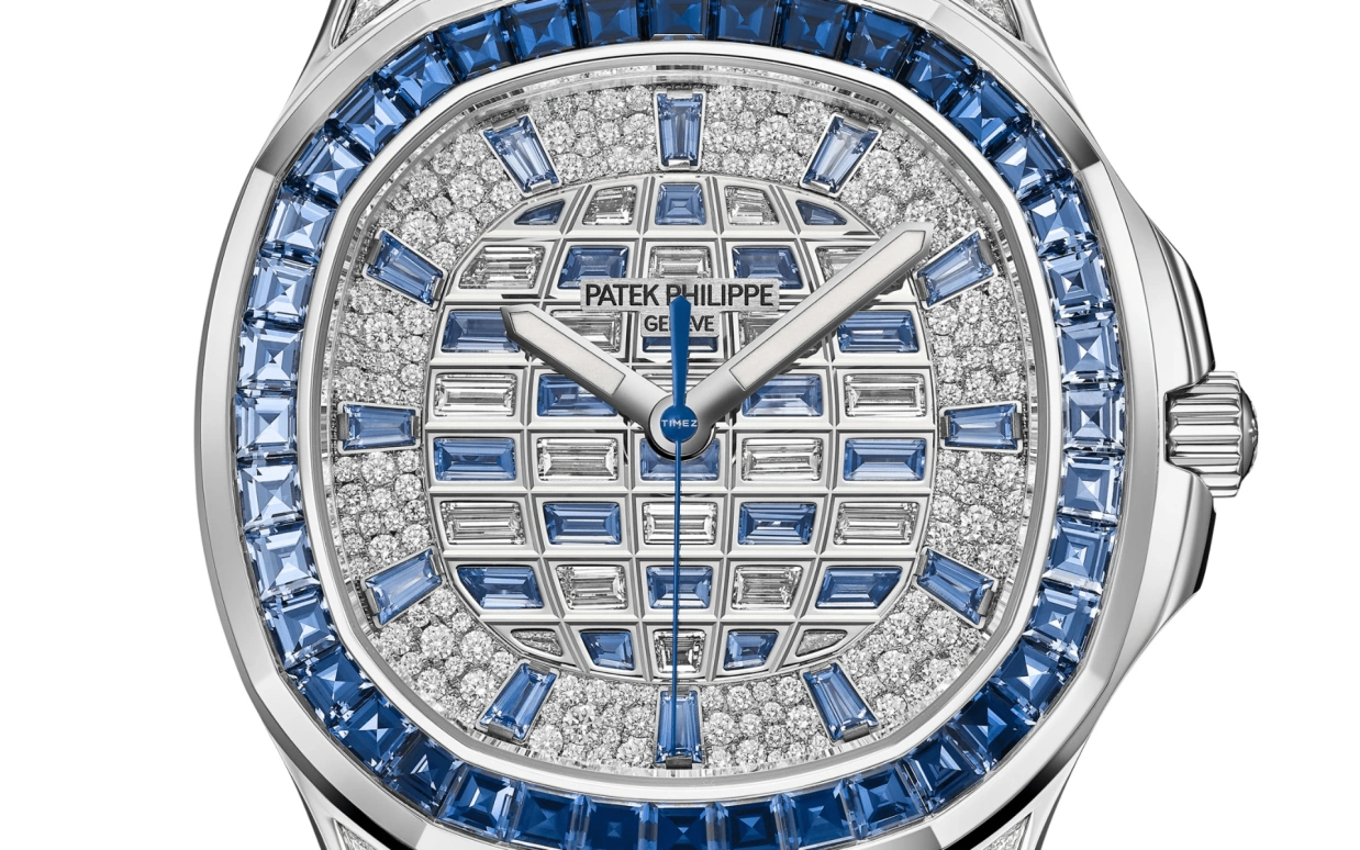 Patek Philippe,Aquanaut 38.80mm,38.80mm,White Gold,Silver,Blue,Automatic,45hours,In-house Caliber,Mark Wahlberg,Marky Mark,5268,5268/461G-001