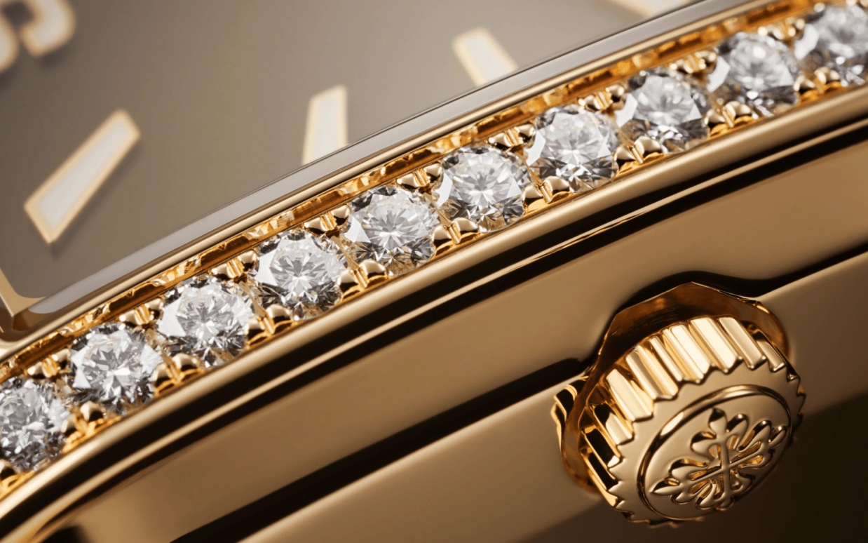 Patek Philippe,Twenty~4 25.10mm,25.10mm,Rose Gold,Brown,Quartz,In-house Caliber,Sapphire,4910,4910/1201R-001