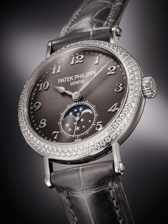 Patek Philippe,Complications 33mm,33mm,White Gold,Grey,Handwound,Moonphase,39～44hours,7121,7121/200G-010