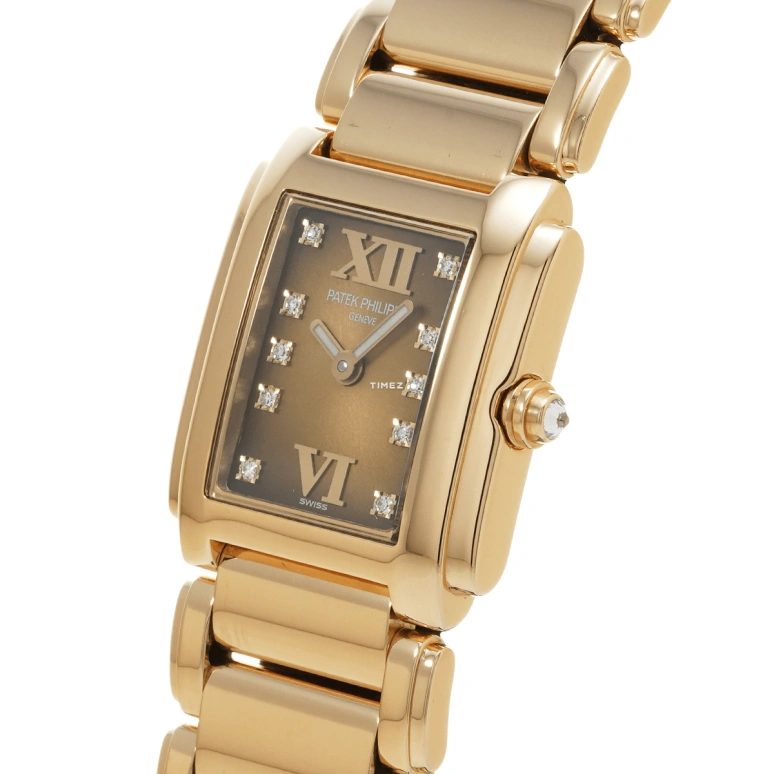 Patek Philippe,Twenty~4 26.30x22mm,26.30x22mm,Yellow Gold,Brown,Gradient,Quartz,In-house Caliber,Sapphire,Crystal Glass,4907,4907/1J-010