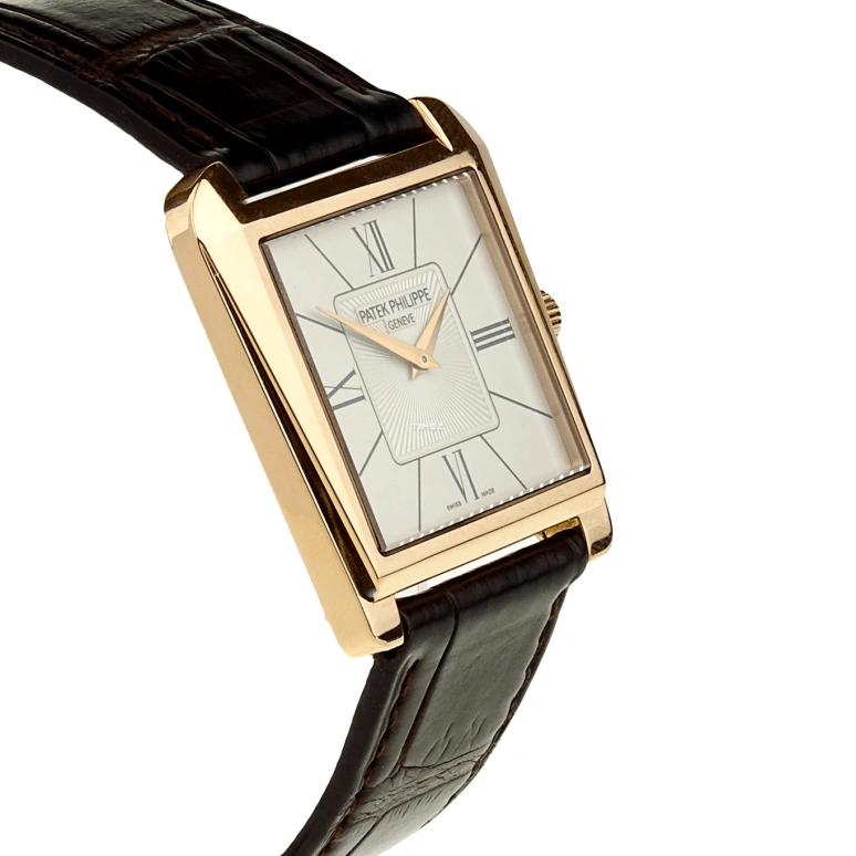 Patek Philippe,Gondolo 32.50x34mm,32.50x34mm,Rose Gold,White,Handwound,44hours,In-house Caliber,5489R,5489R-001