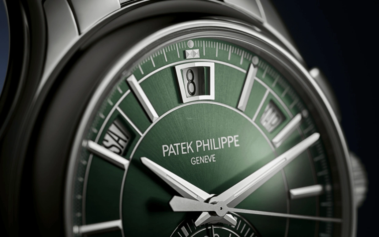 Patek Philippe,Complications 42mm,42mm,Stainless Steel,Green,Automatic,Chronograph,Moonphase,Annual Calendar,Month,55hours,In-house Caliber,5905,5905/1A-001