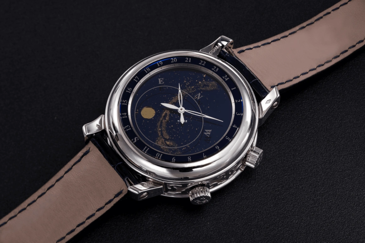 Patek Philippe,Grand Complications 42.80mm,42.80mm,Platinum,Silver,Handwound,Moonphase,Perpetual Calendar,Leap Year,Month,48hours,In-house Caliber,5002P,5002P-001