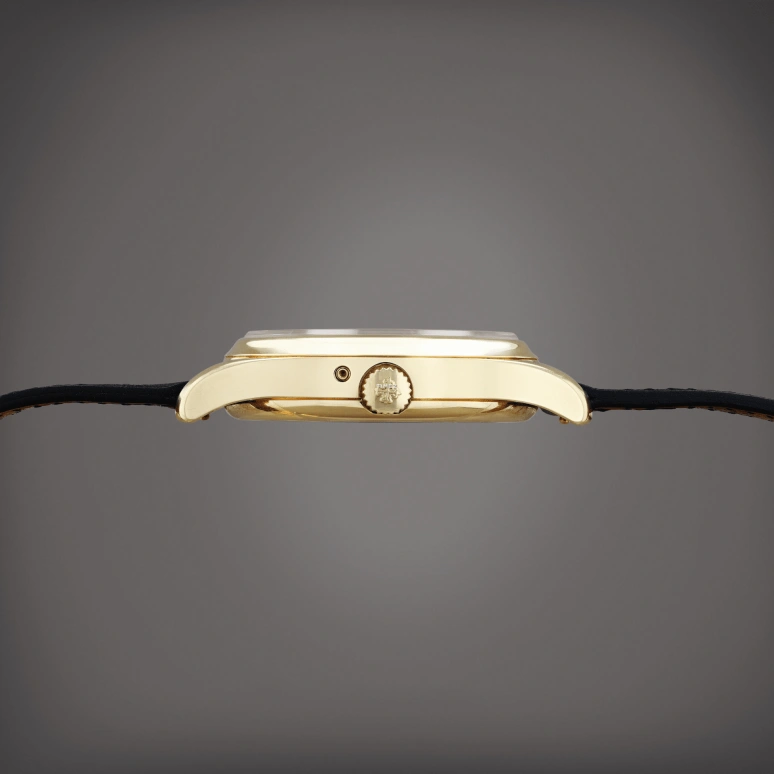 Patek Philippe,Grand Complications 37.20mm,37.20mm,Yellow Gold,Black,Automatic,Moonphase,Perpetual Calendar,Leap Year,Month,48hours,In-house Caliber,5050J,5050J-024