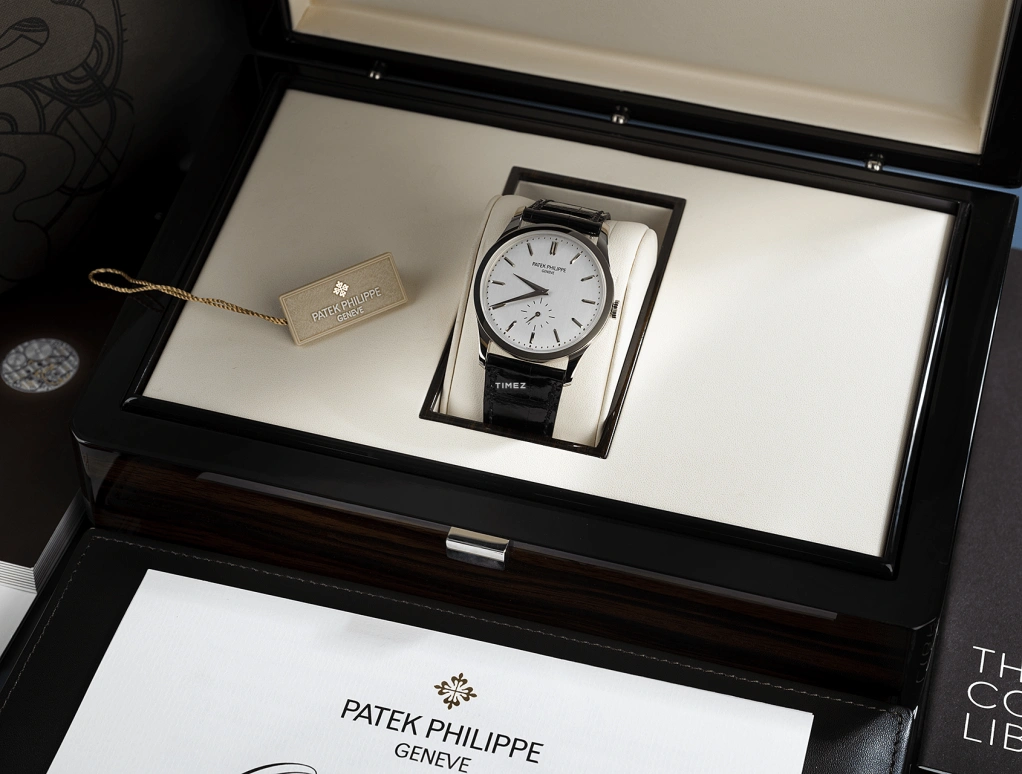 Patek Philippe,Calatrava 37mm,37mm,White Gold,Silver,Handwound,44hours,In-house Caliber,5196G,5196G-001