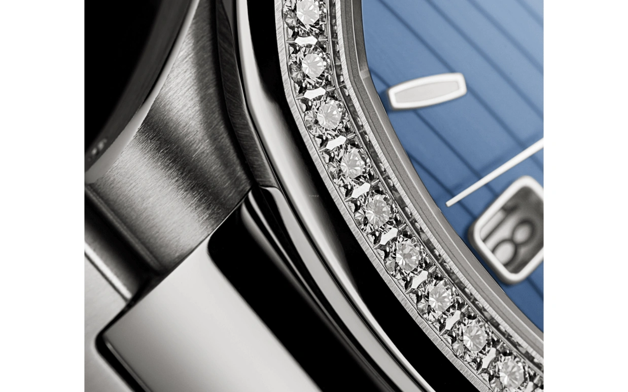 Patek Philippe,Nautilus 35.20mm,35.20mm,Stainless Steel,Blue,Automatic,Day,45hours,7118,7118/1200A-001