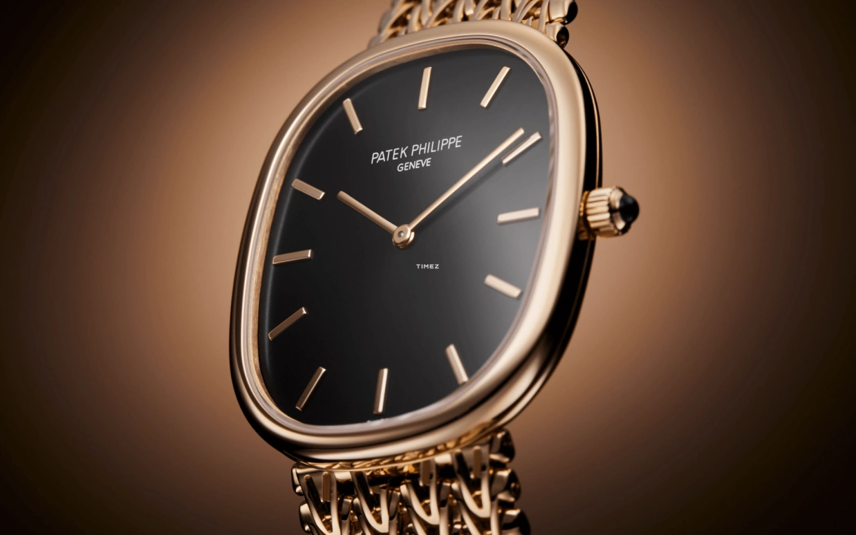 Patek Philippe,Golden Ellipse 34.50x39.50mm,34.50x39.50mm,Rose Gold,Black,Automatic,48hours,In-house Caliber,5738,5738/1R-001